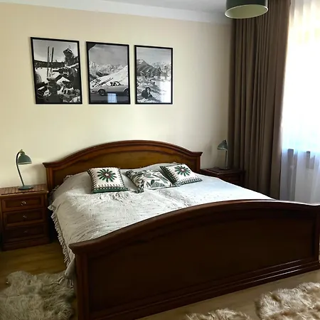 Krzysztoforow Apartment *